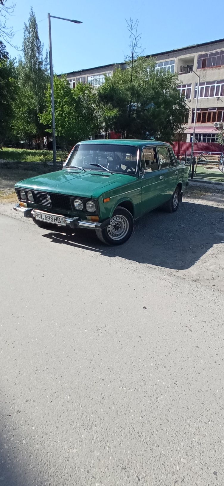 2106  srochna  sotiladi