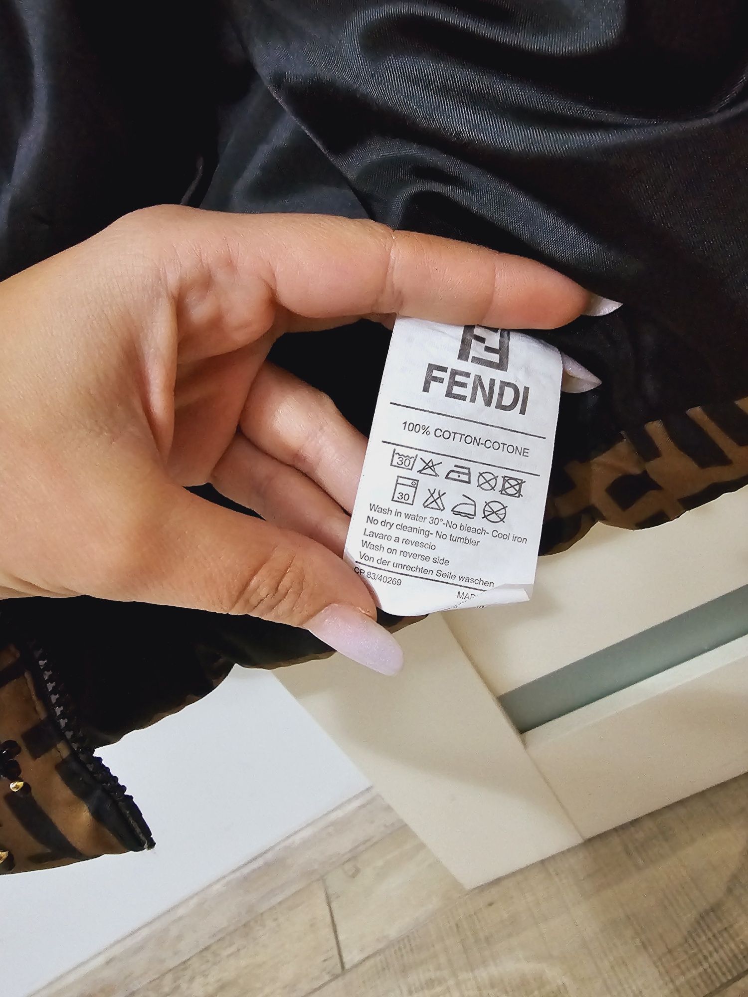 Geaca Fendi 3 ani