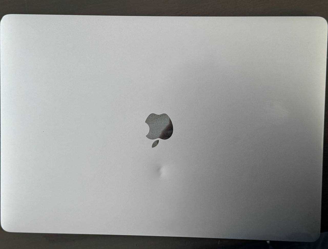 Srochna MacBook Pro Core I-9 Xotira 1TB