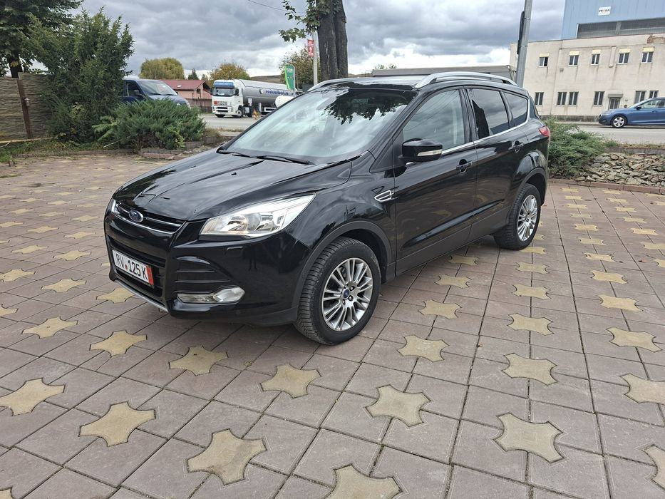 Ford  kuga Titanium  2015  4 x 4  2.0  Tdi  Adusa Recent Germania