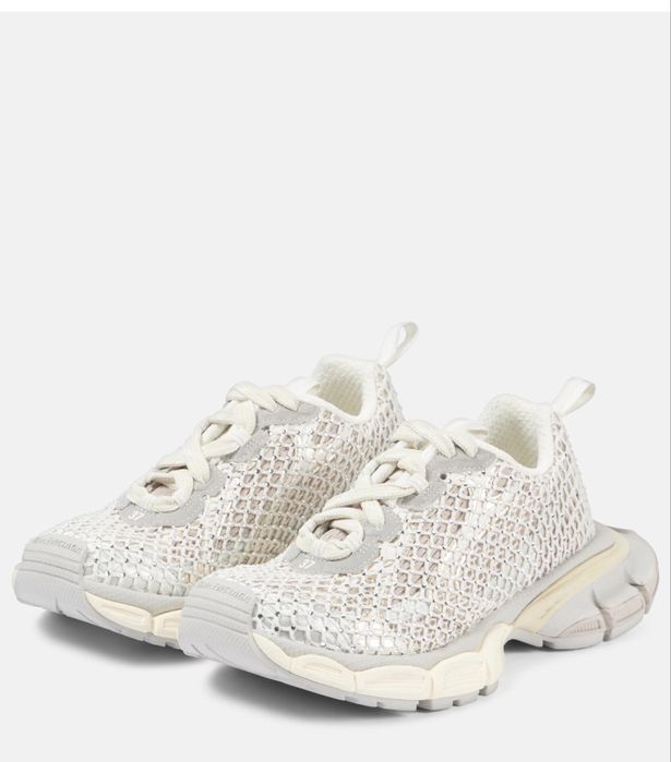 BALENCIAGA , носени два пъти. Без забележки