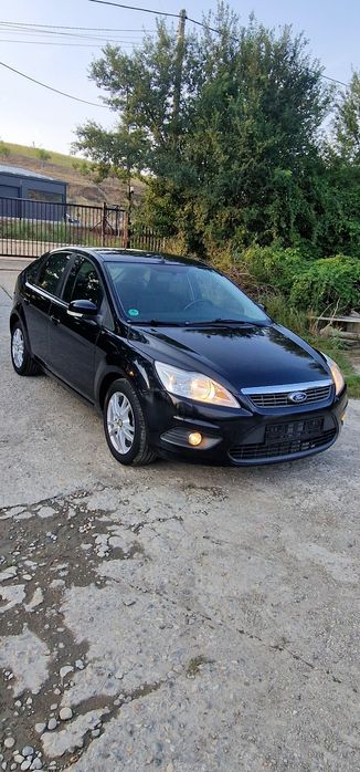 Ford Focus 1.6 Benzină – 101 CP