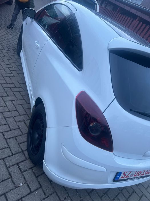 Опел корса Д цяла за части