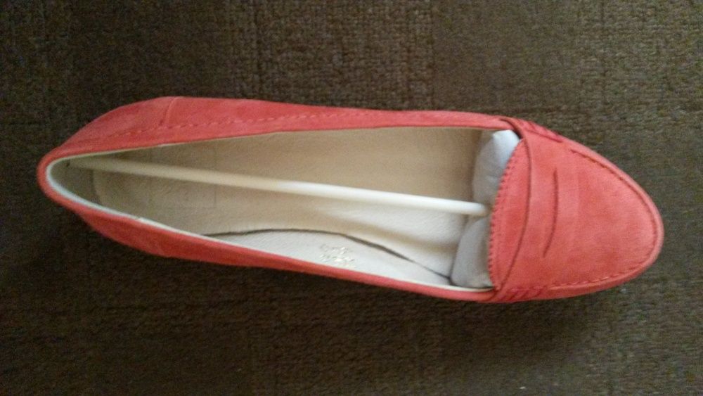 Дамски велурени обувки