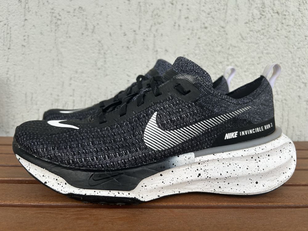 Оригинални обувки Nike ZoomX Invincible Run Oreo