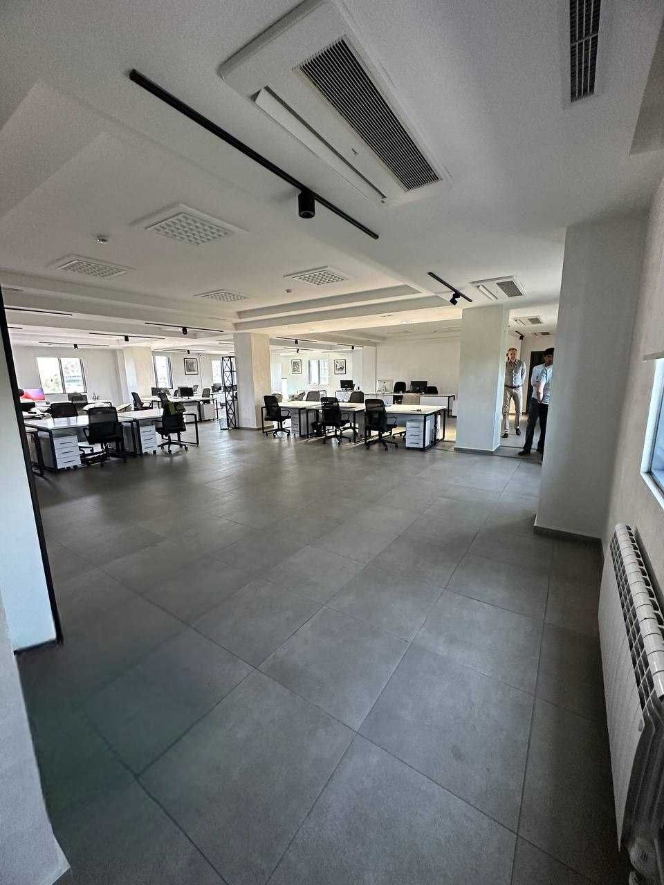 Просторный офис 330 м² в бизнес-центре Nova Minor — аренда от $25/м²