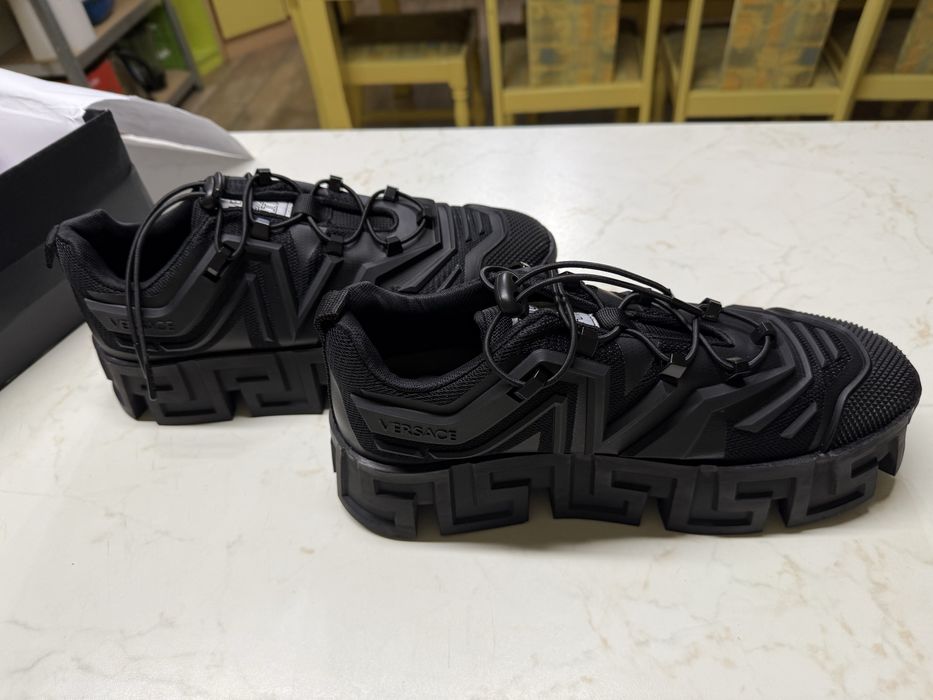 Versace Greca Labyrinth