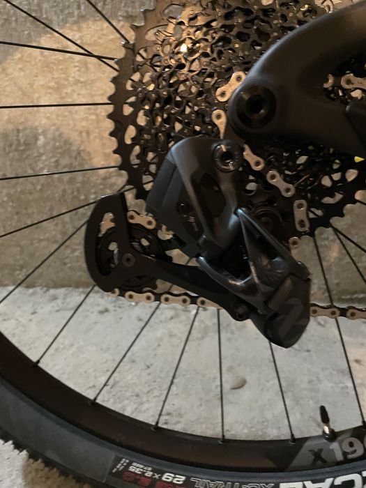Santa Cruz tall boy cc 29” L Carbon