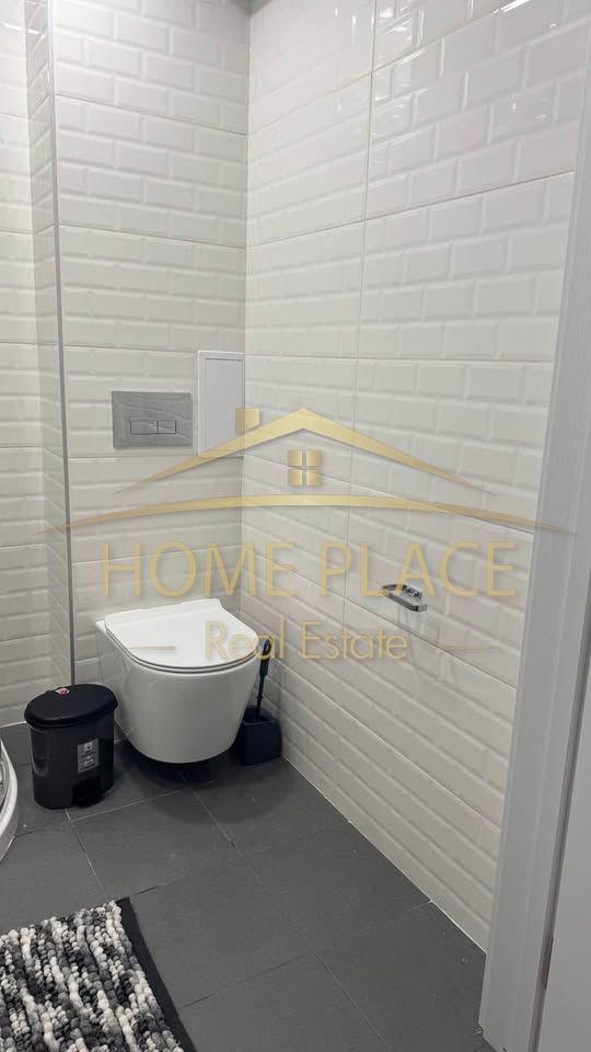 Дава се под наем Двустаен апартамент в Варна, Център - 70 кв.м за 693.6 € - Снимка #7