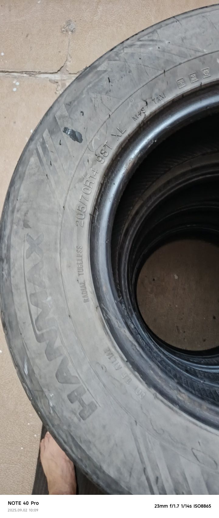 Юмшоқ  шина R14  205 /70  кимга керак бўлса телефон қилинг