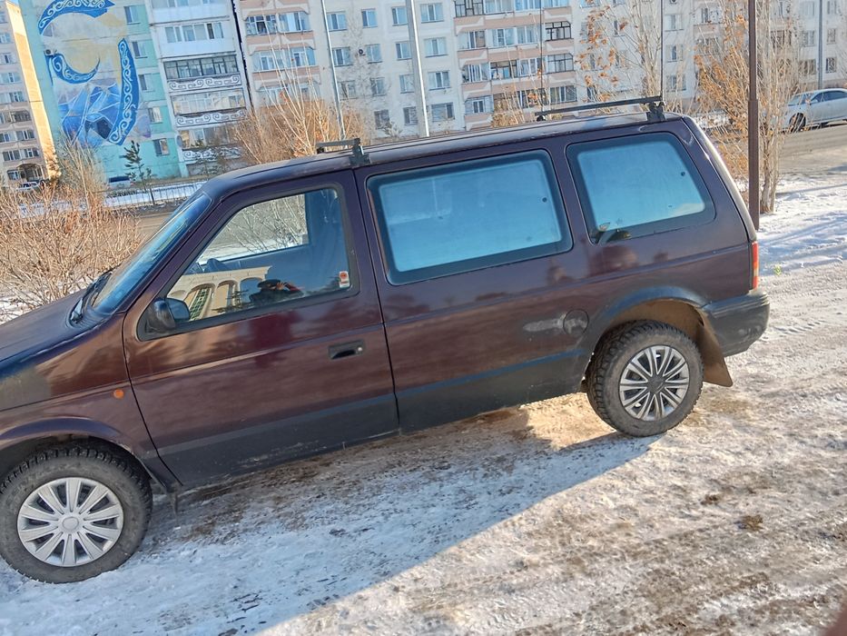Продам Крайслер вояджер