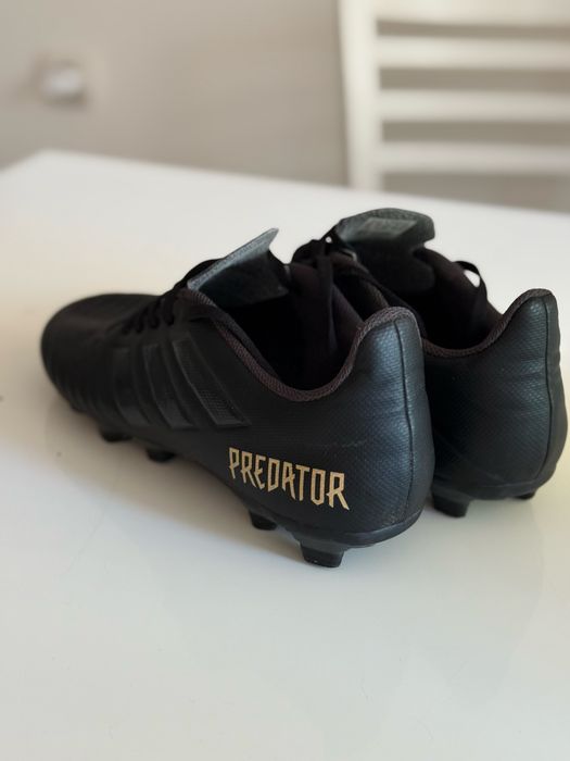 Бутонки Adidas Predator 19.4