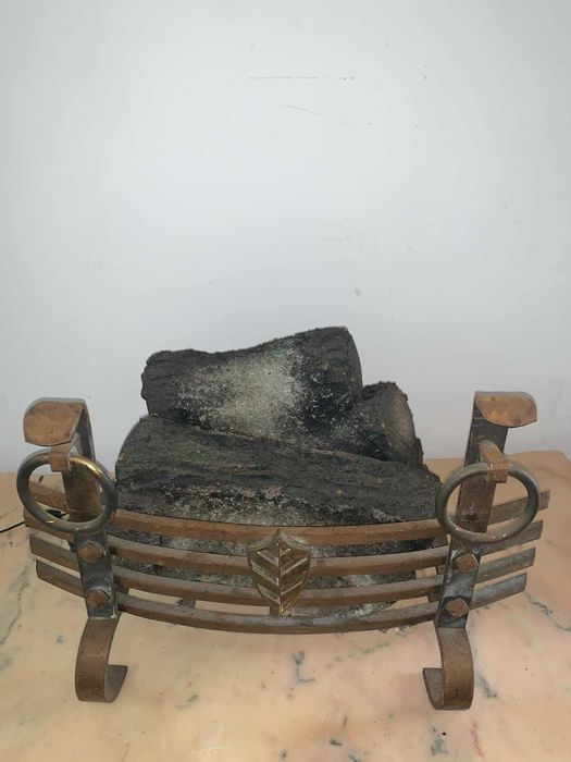 Semineu decor   .