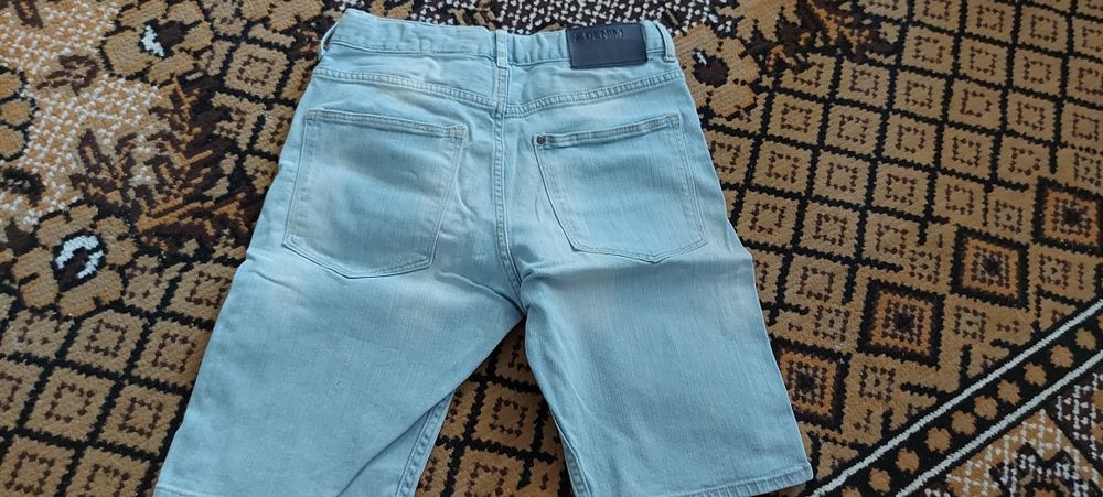 Къси панталони за 8,9 и 10годинки
