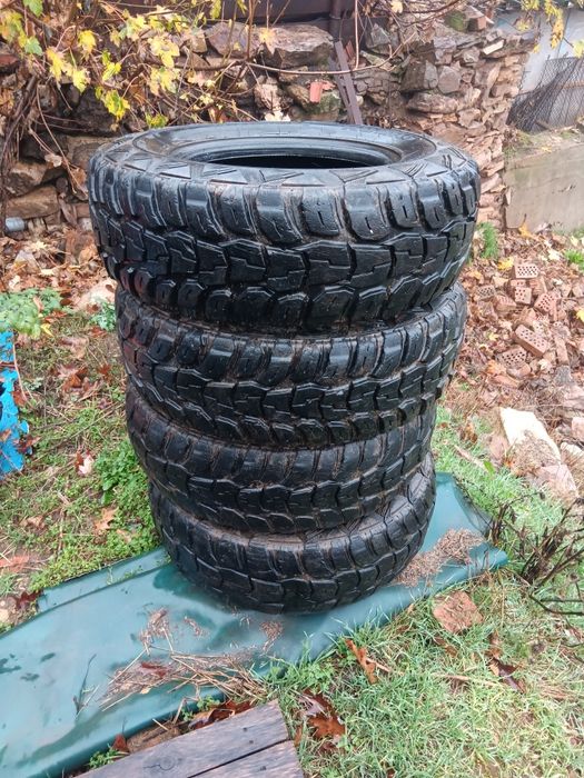 245 75 16 kumho гуми джип off road кал джип