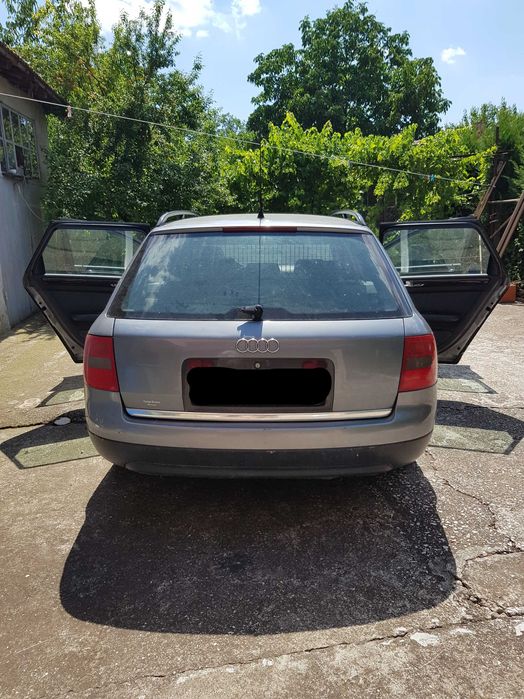 Audi A6 2.4i на части