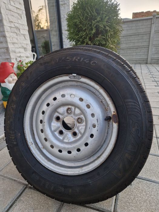 Set 2 roți noi Dacia papuc 175r14c Sava trenta