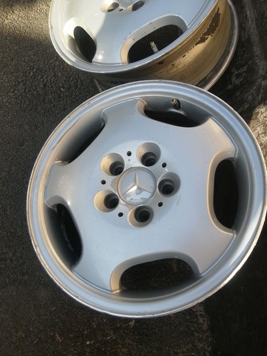 Продам диски на мерс R 16