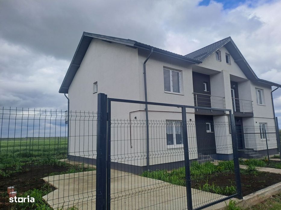 Vila P+1E+Pod, teren 270 mp, Acte gata/mutare rapida