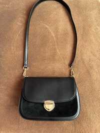 Малка черна чантичка на Зара/Zara