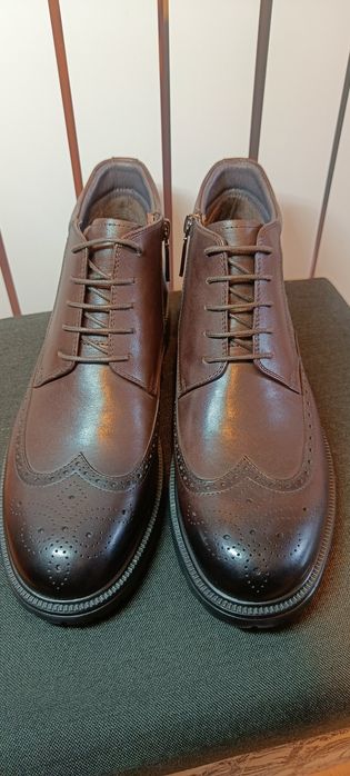 Ботинки из натуральной кожи