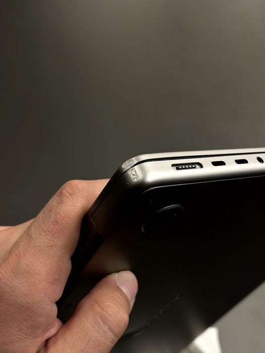 Apple MacBook Pro 14" (2021) – M1 Pro / 16GB RAM / 512GB SSD