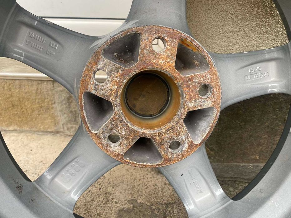Гуми с джанти 245/65R17 за Jeep Grand cherokee