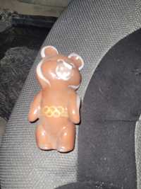 Олимпийский мишка статуэтка
