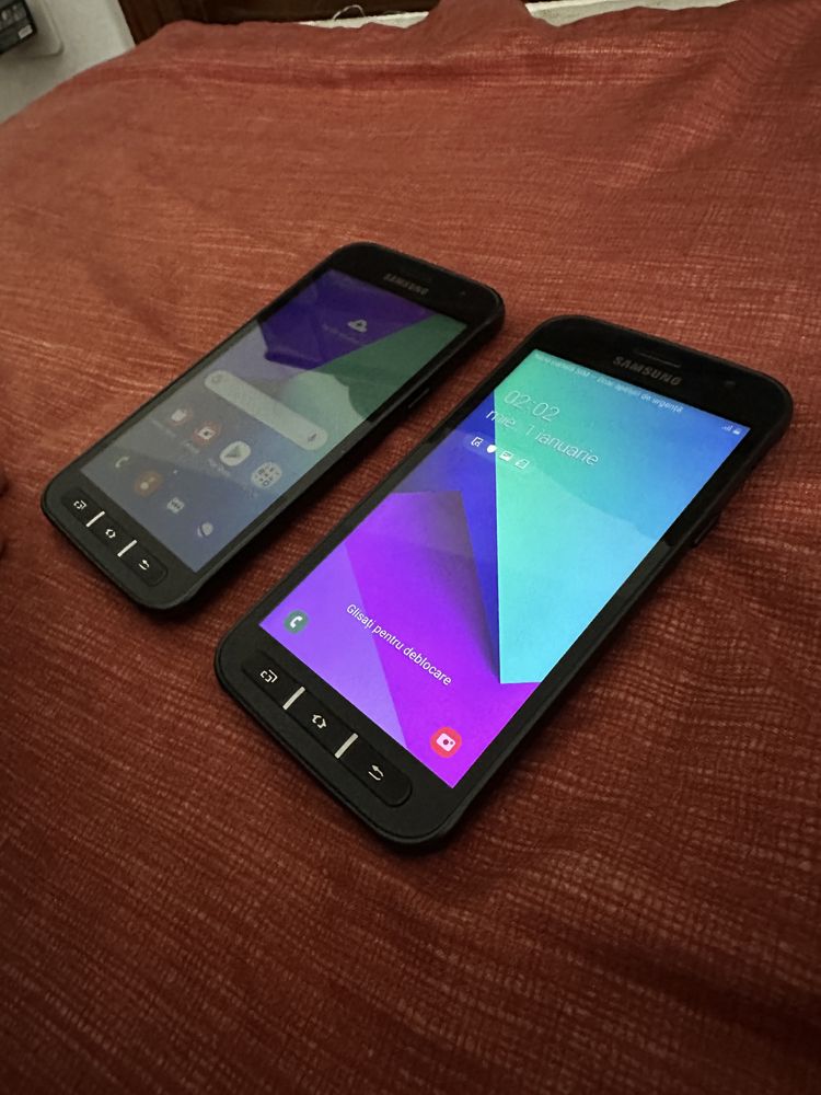 Doua telefoane Samsung xcover 4
