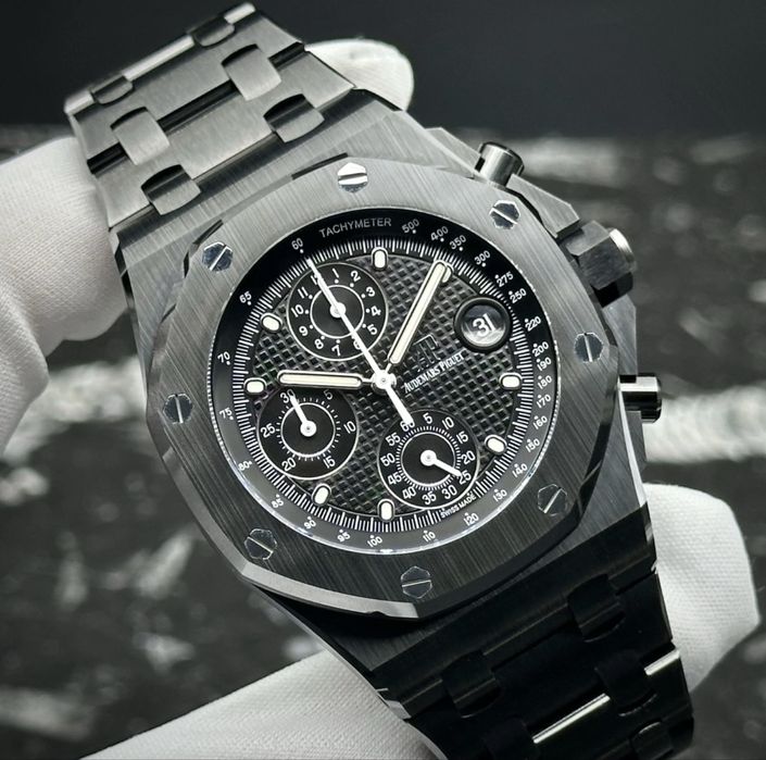 Часовник Audemars Piguet НАМАЛЕН!