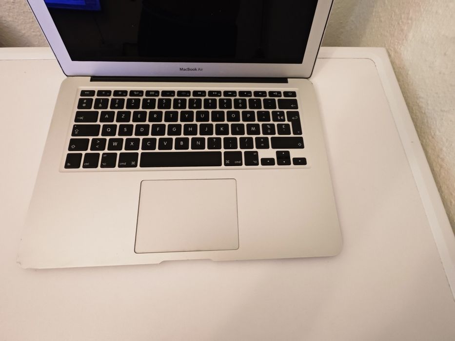 Dezmembrez MacBook Air A1466
