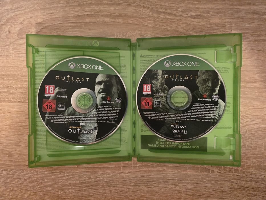 Outlast Trinity Xbox One ( Outlast, Outlast Whistleblower, Outlast 2 )