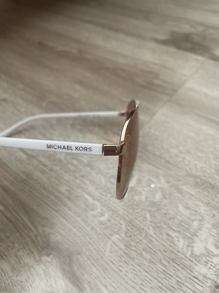 слънчеви очила michael kors