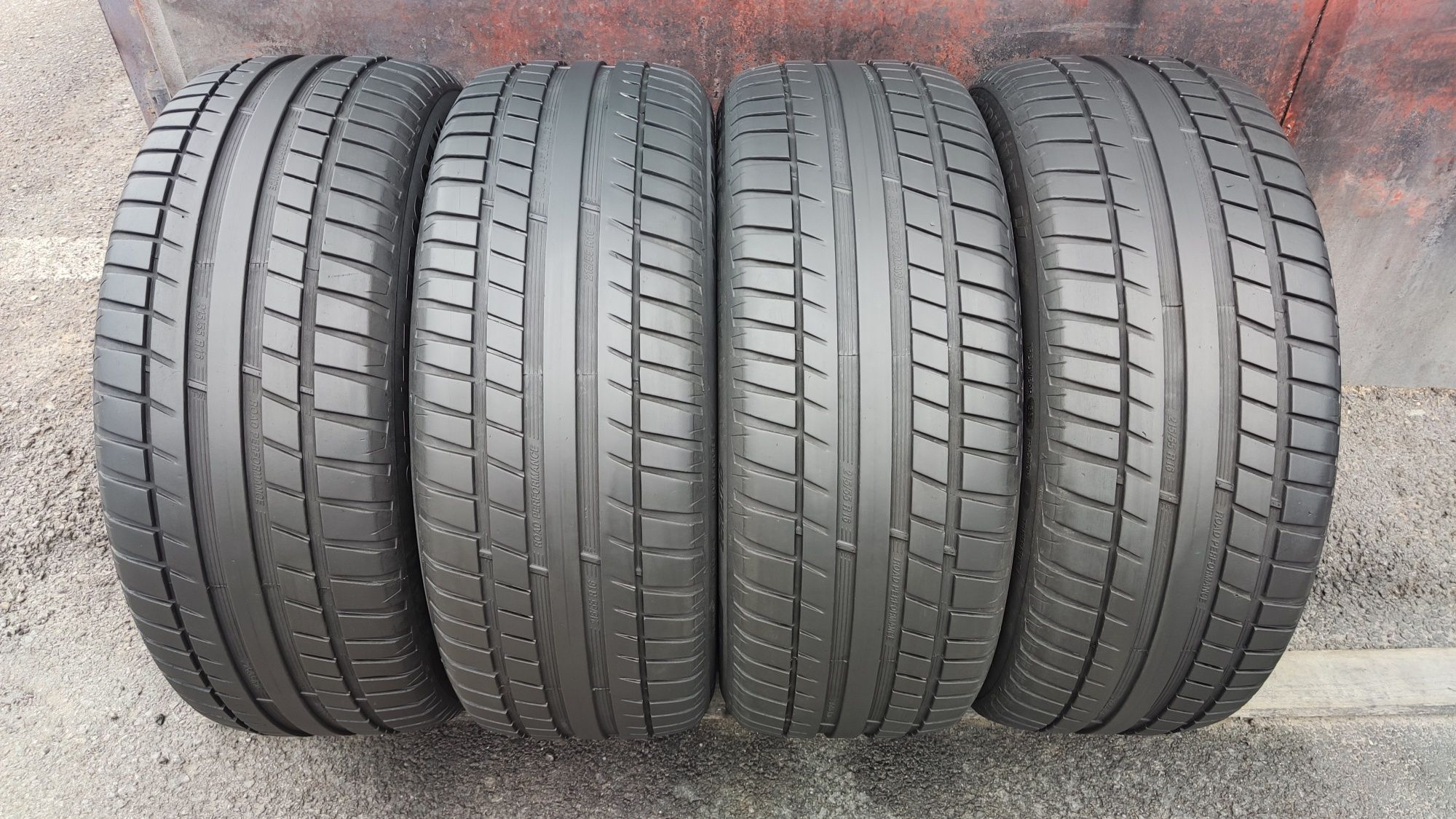 4бр. летни гуми 215/55/16 Riken
dot20
6.8mm
Много добро състояние на г