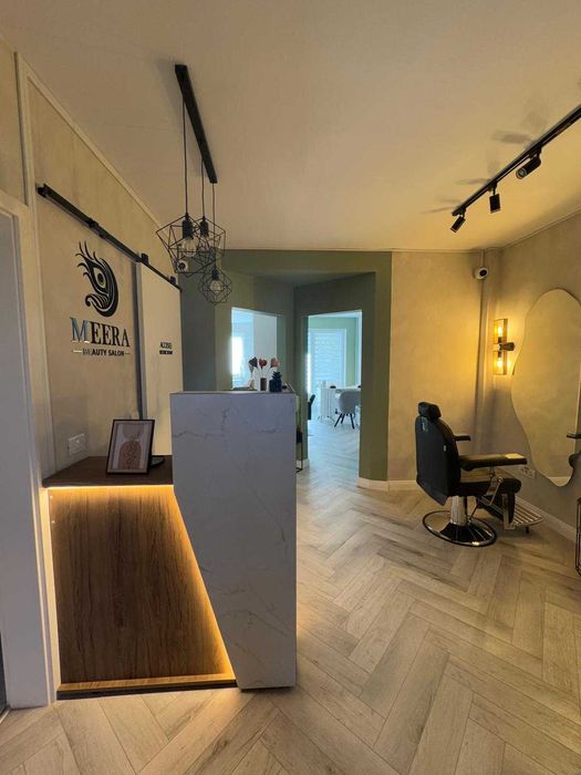 Inchiriez post hair-stylist