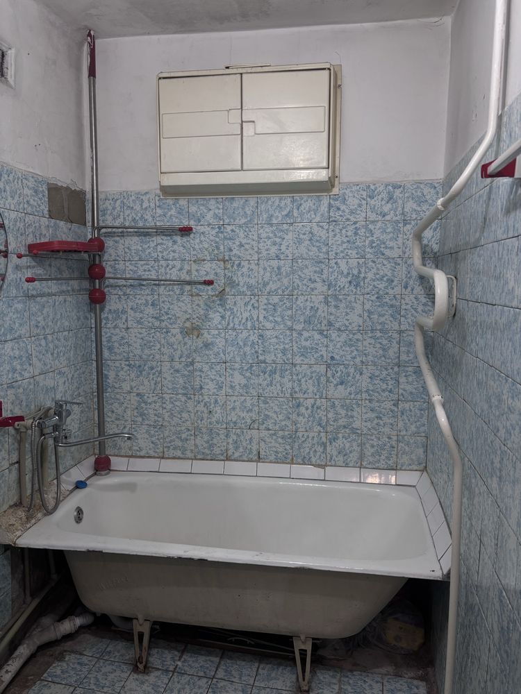 Продаю кв 2 комн в центре
