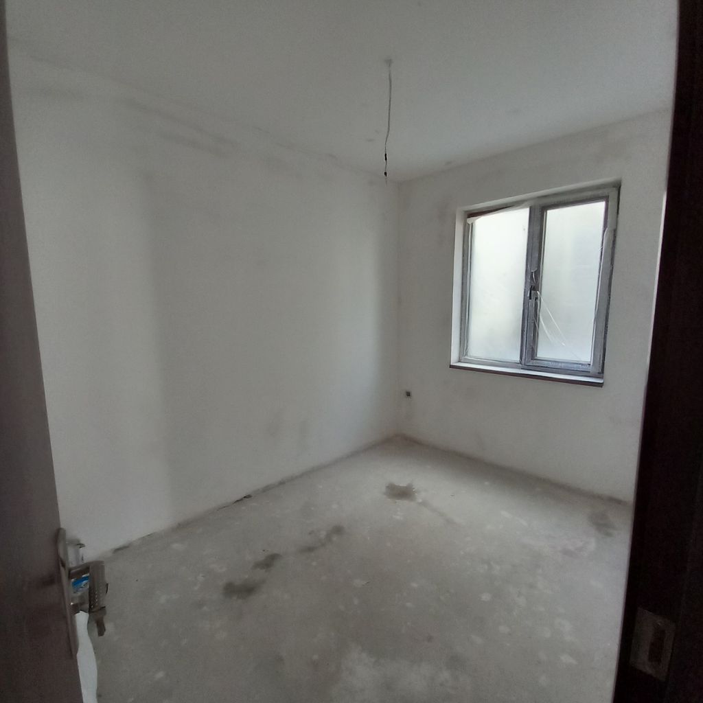 Дава се под наем Офис в Варна, Левски - 32 кв.м за 382.5 € - Снимка #7