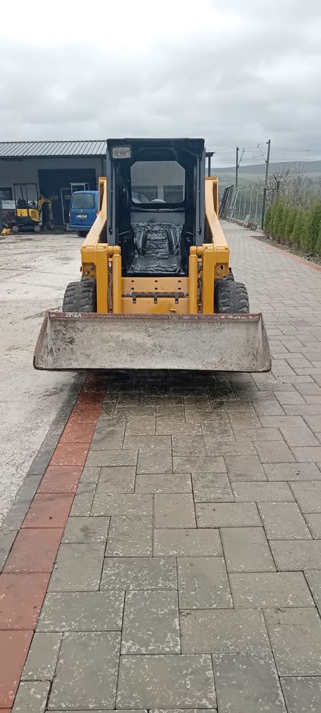 Incarcator Gehl 2800 kg an 2002