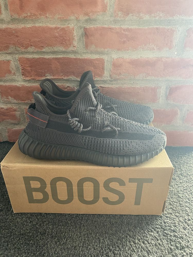 Yeezy 350.