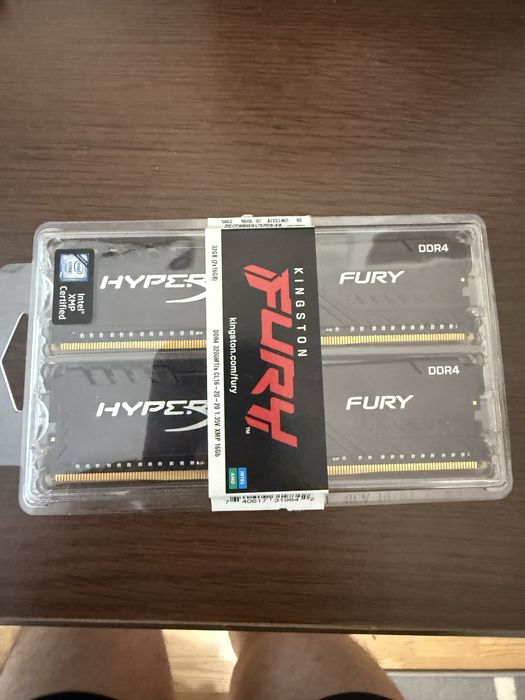 Memorie RAM DDR4 3200 Kingston Fury Hyperx