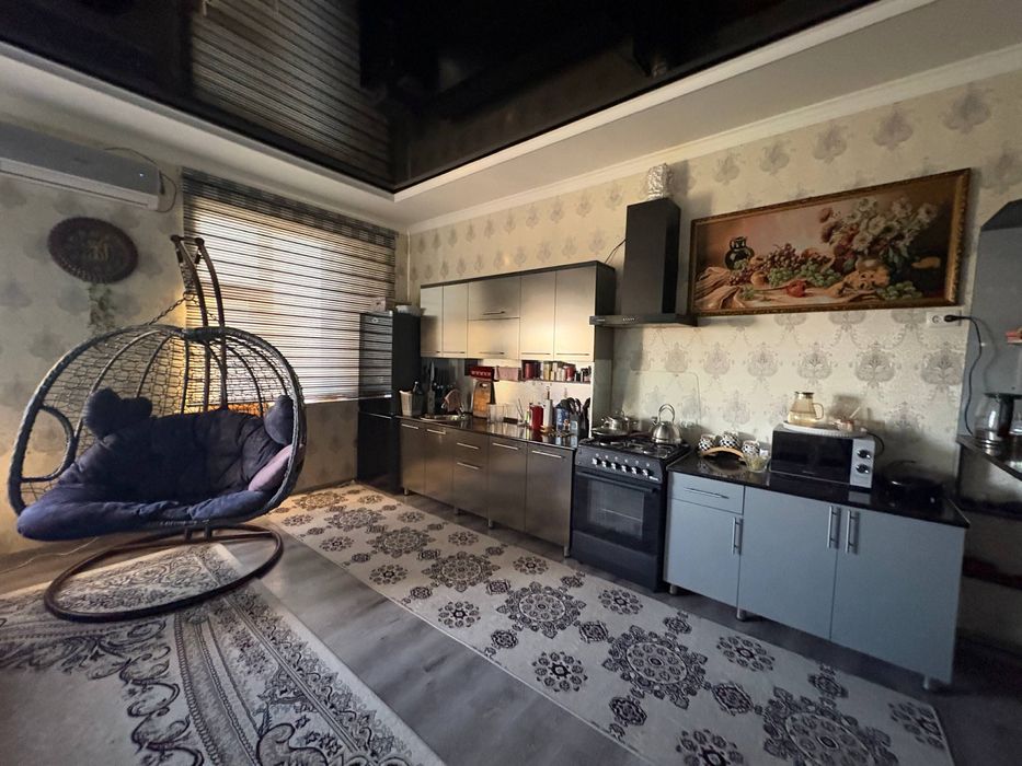 Квартира сотилади