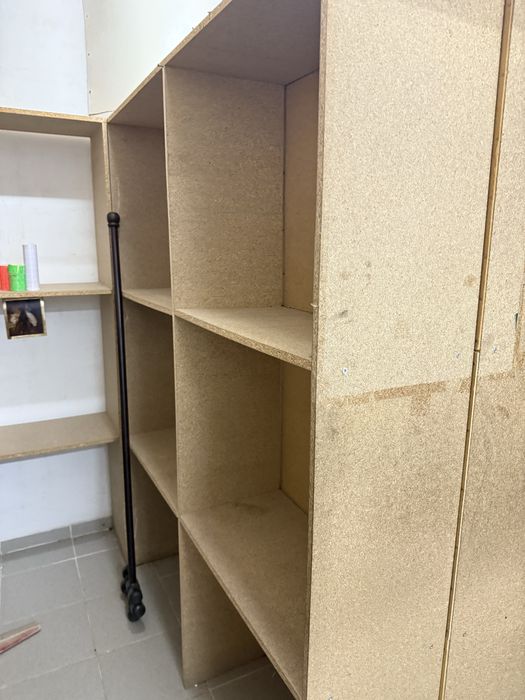 Отдам торговое оборудование