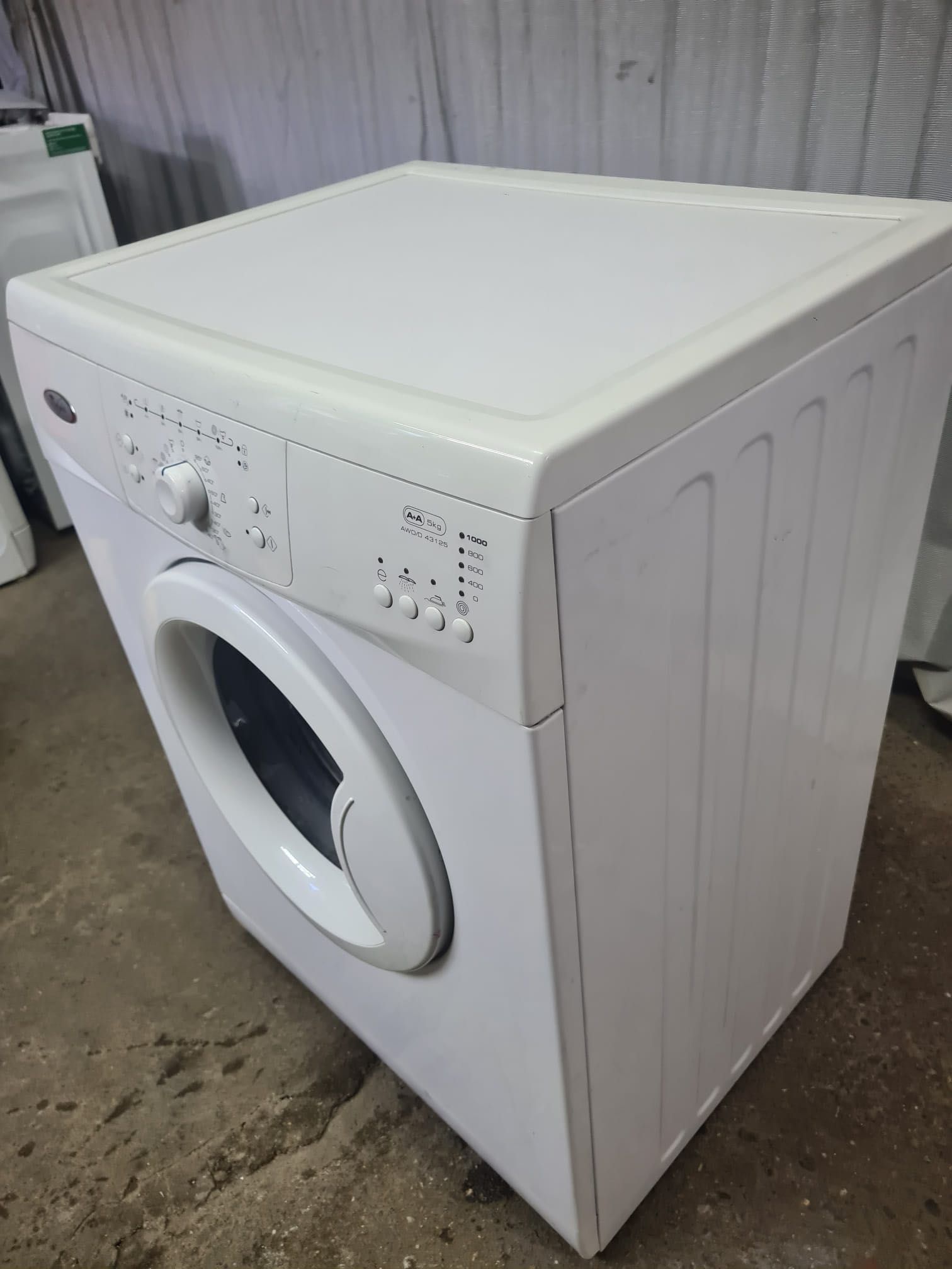 Whirlpool 5kg 1000 turatii /min masina de spalat clasa A+A