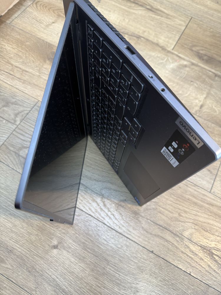 Лаптоп Lenovo legion 5 15IAH7 Rtx 3050ti Перфектен!