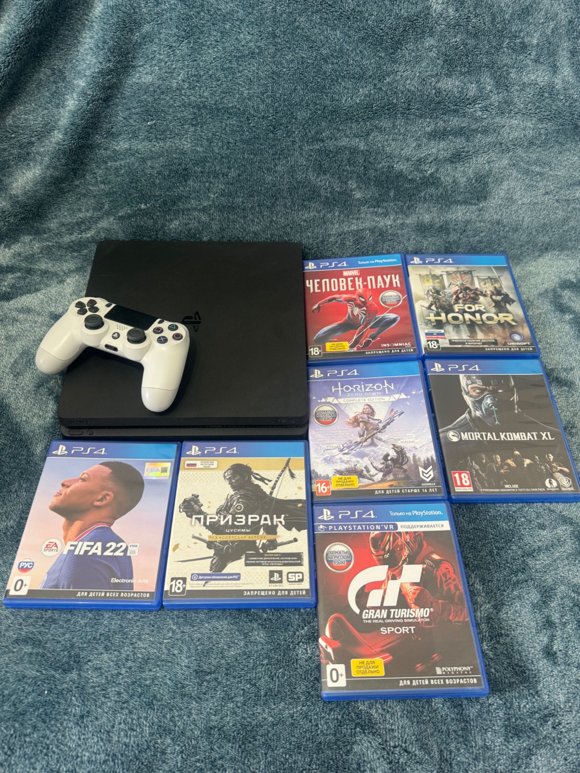 Срочно продам Sony PlayStation 4 Slim