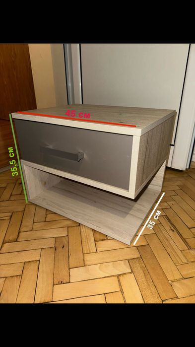 Спалня с гардероб и 2бр. нощни шкафчета