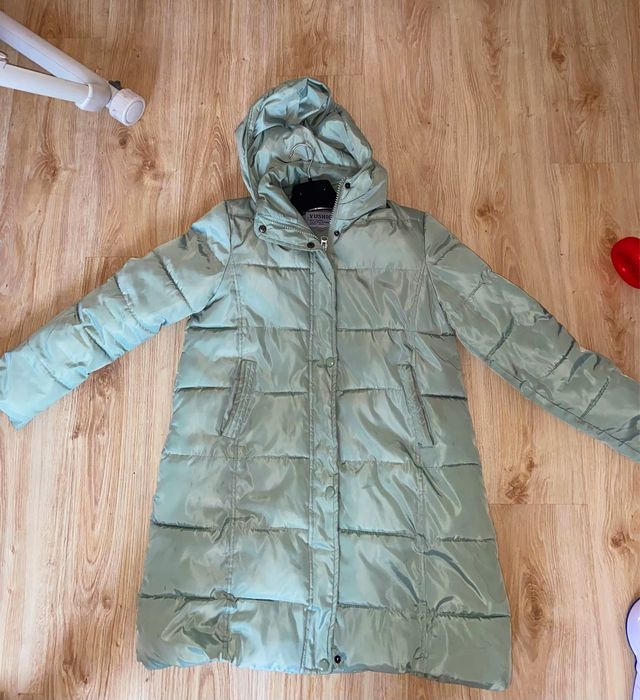 Зимено яке с качулка