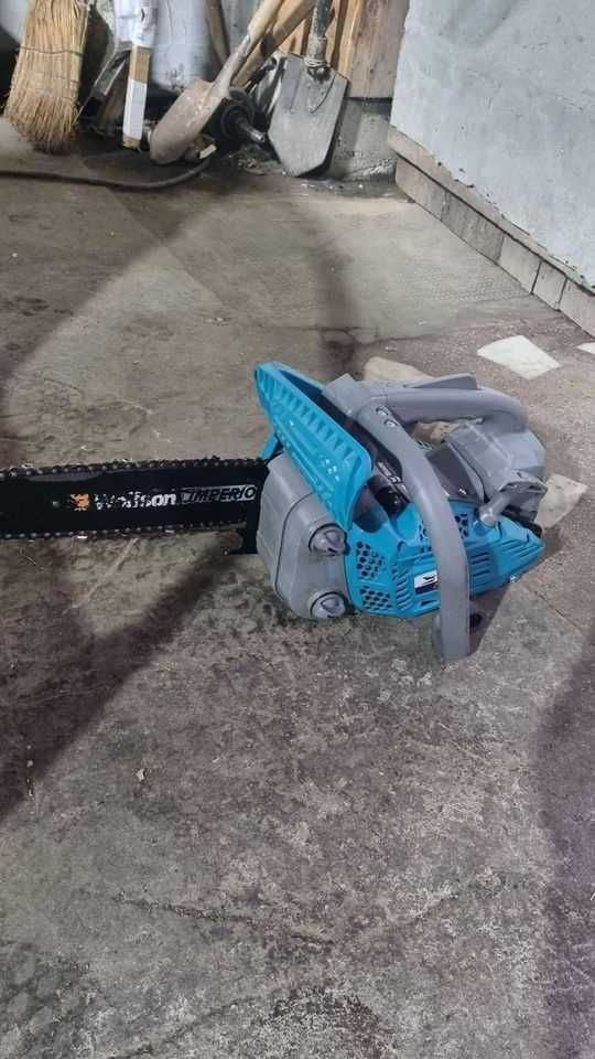 Drujbă de o mână Blade