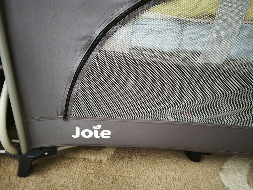 Бебешка кошара Joie