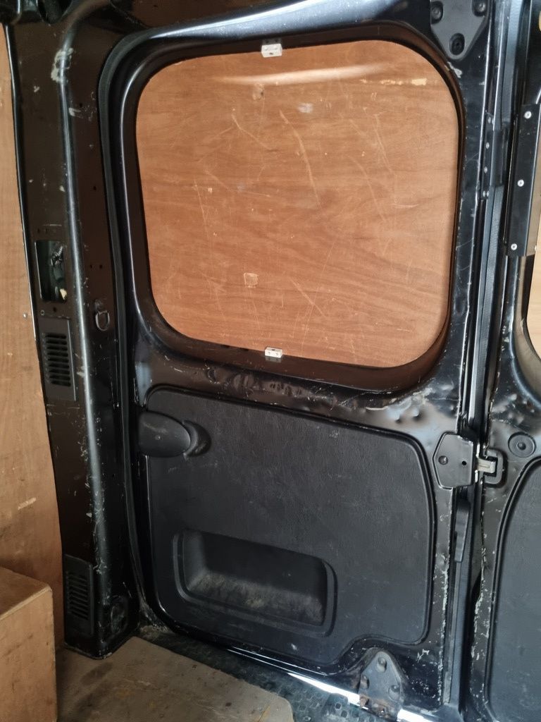 Usa Dreapta Spate Opel Vivaro B 2014 - 2018 5 Usi Midnight black L298 (1272)